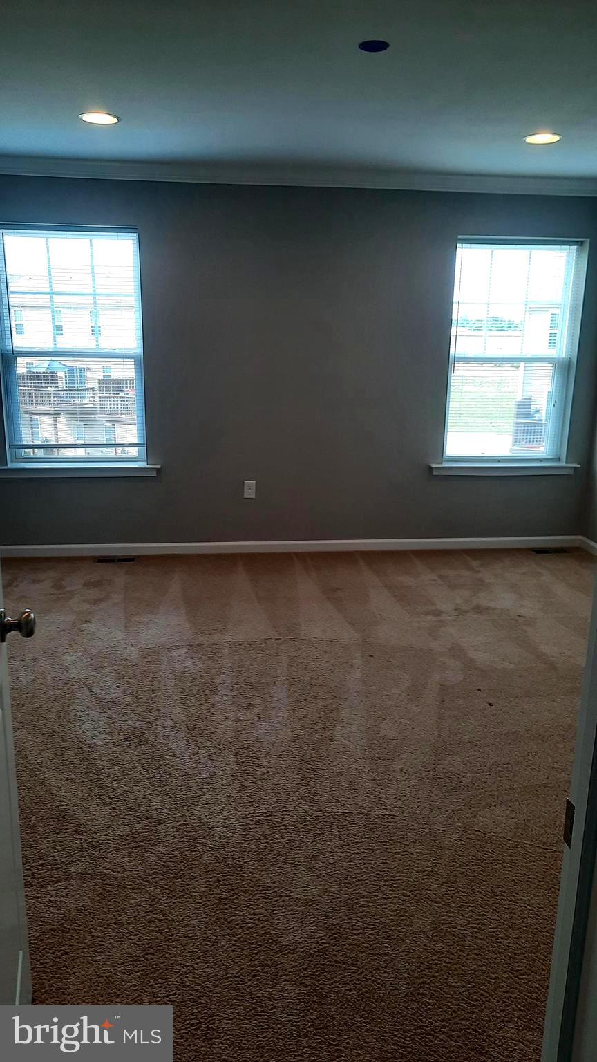 806 ADMIRALS QUAY DR