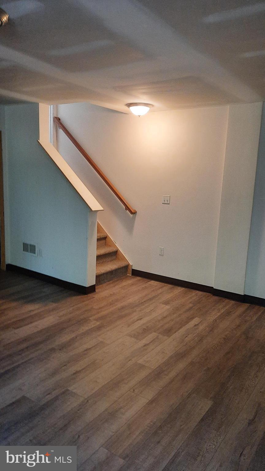 707 ADMIRALS QUAY DR