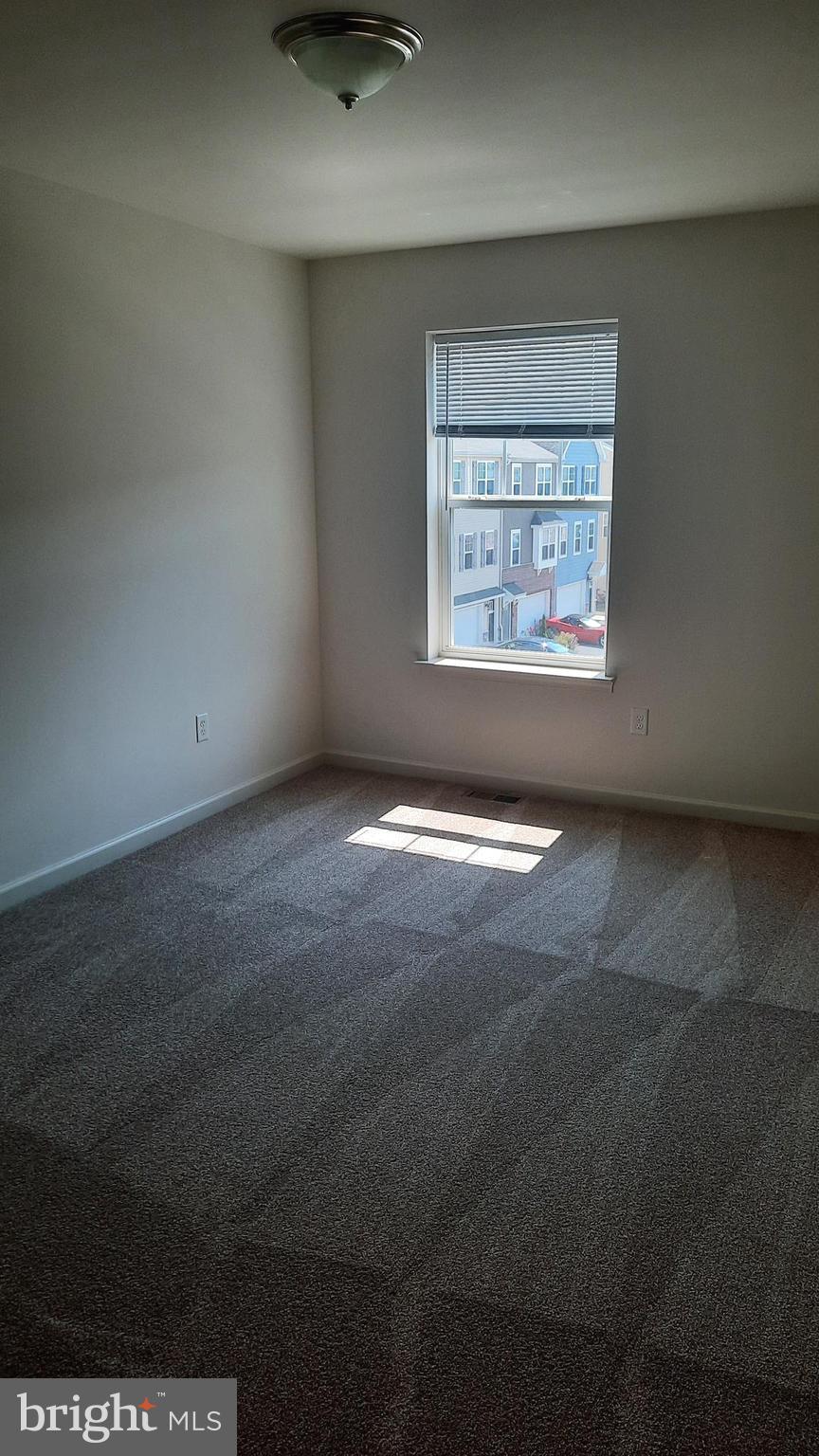 707 ADMIRALS QUAY DR