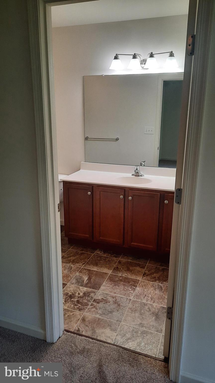 707 ADMIRALS QUAY DR