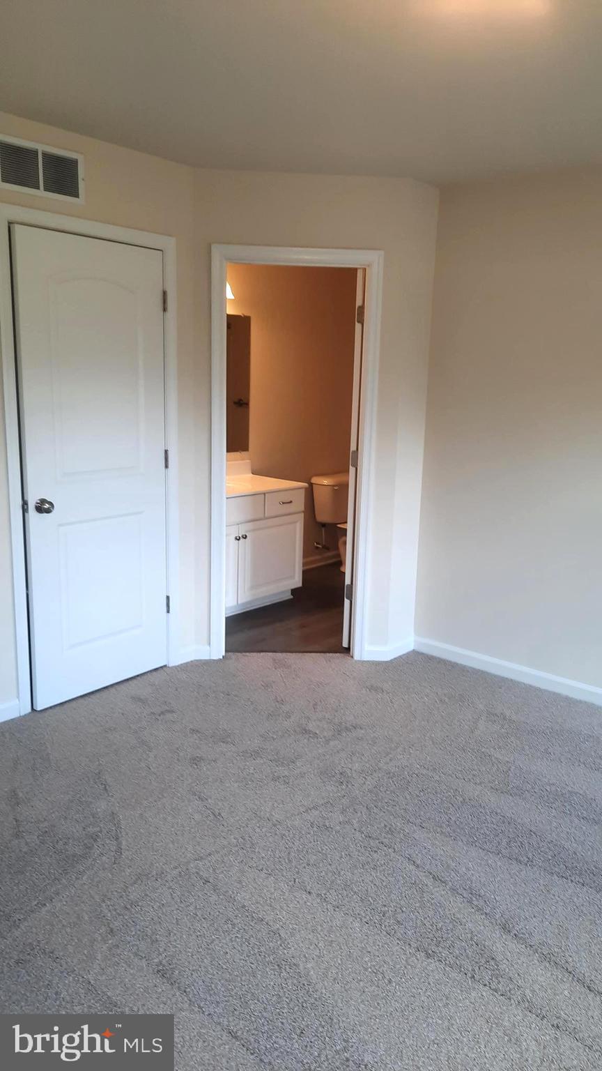 919 ADMIRALS QUAY DR