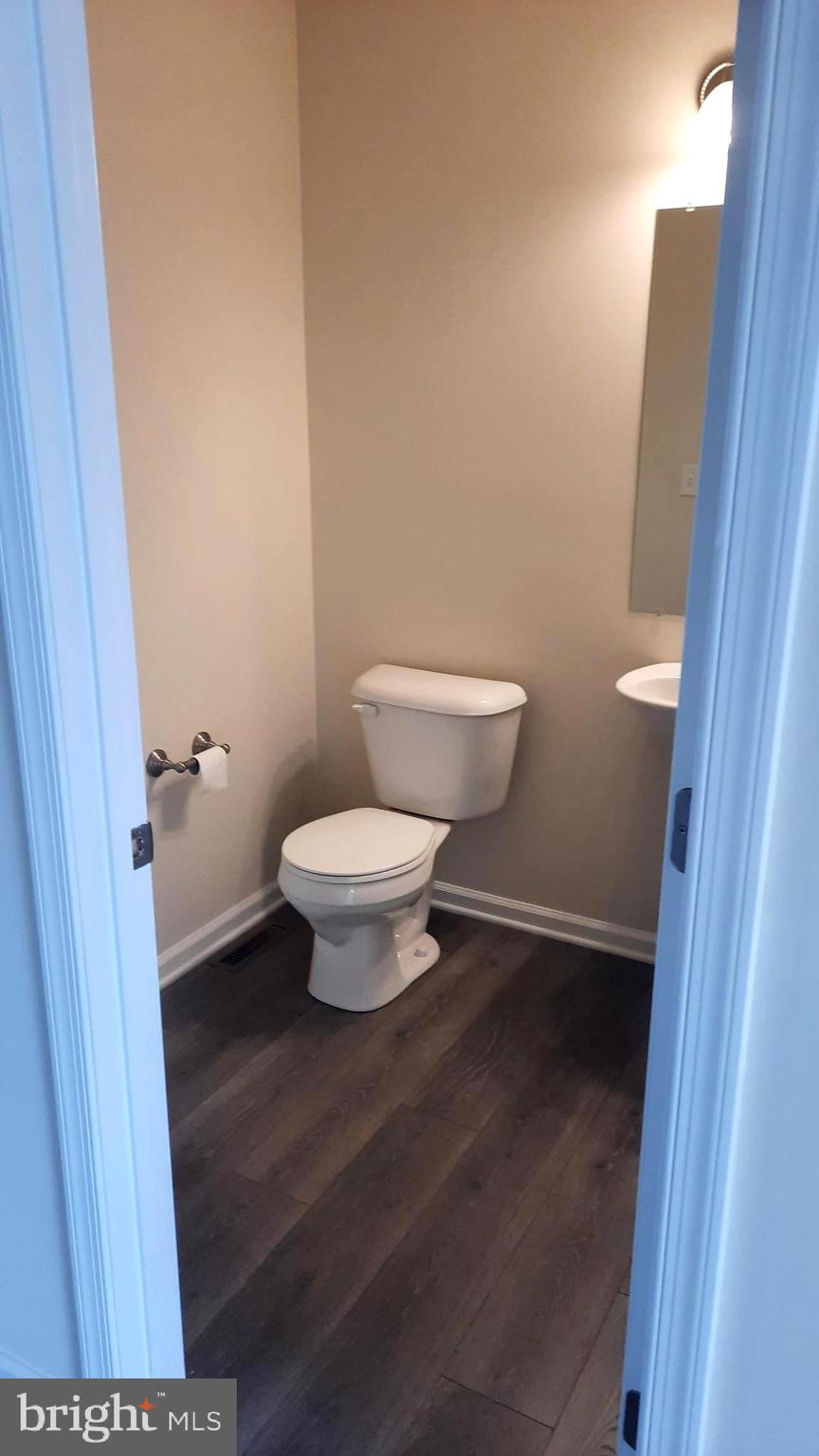 919 ADMIRALS QUAY DR