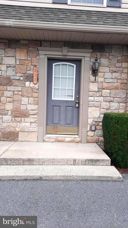 317 ANTILLES COURT