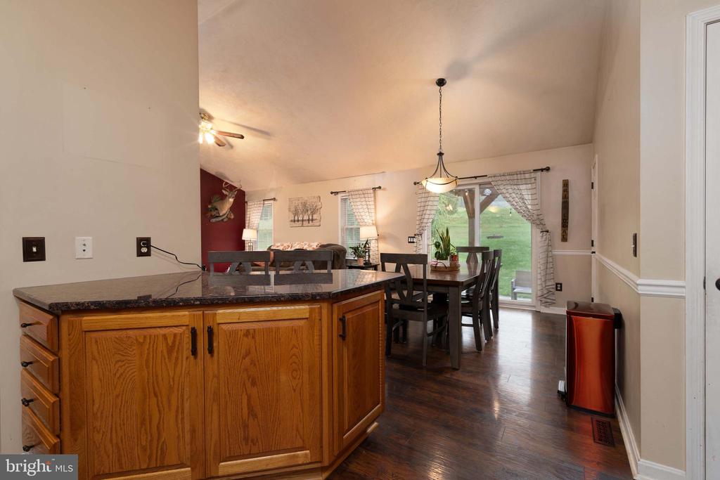 4391 Carlisle Rd