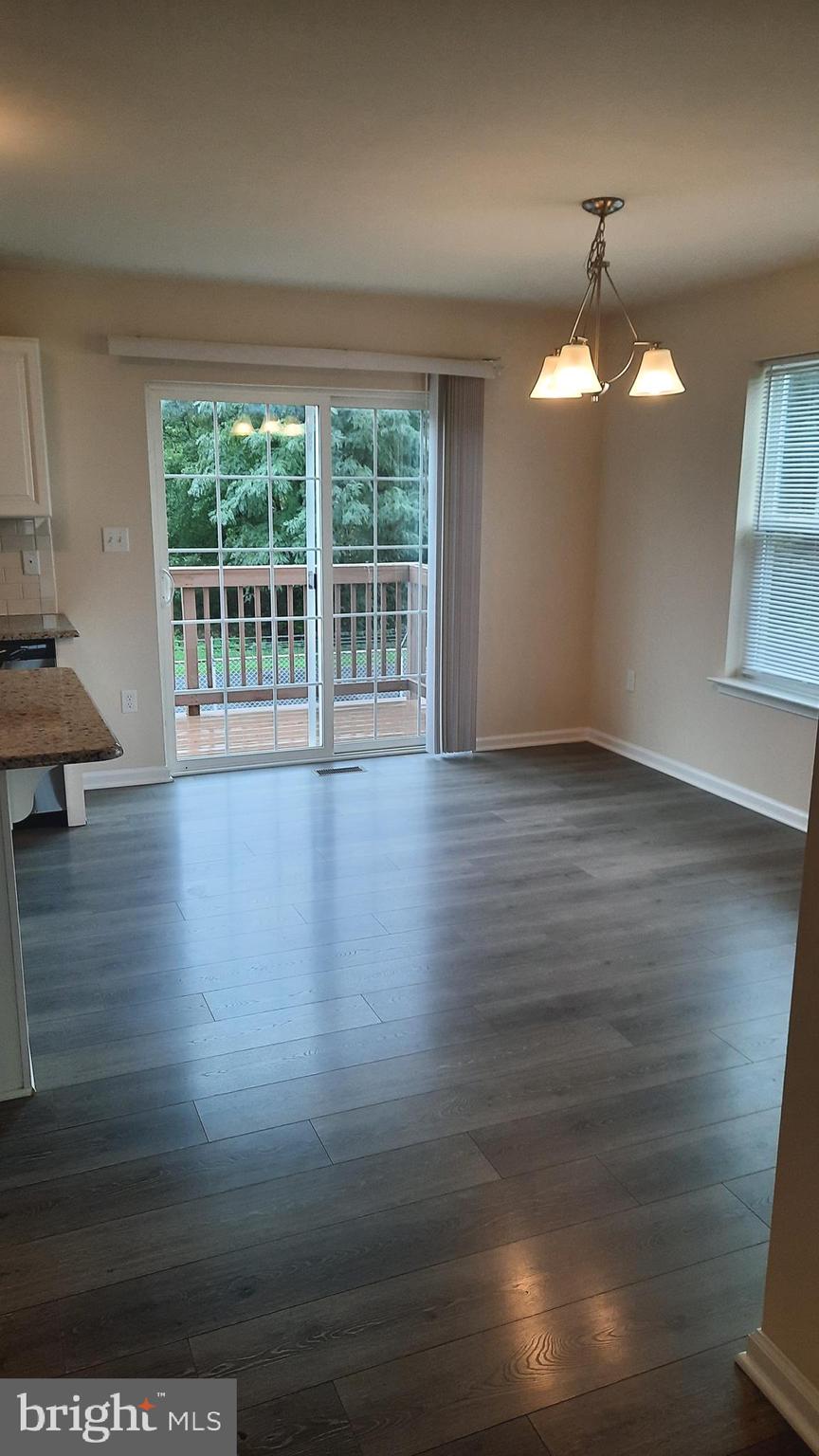 947 ADMIRALS QUAY DR