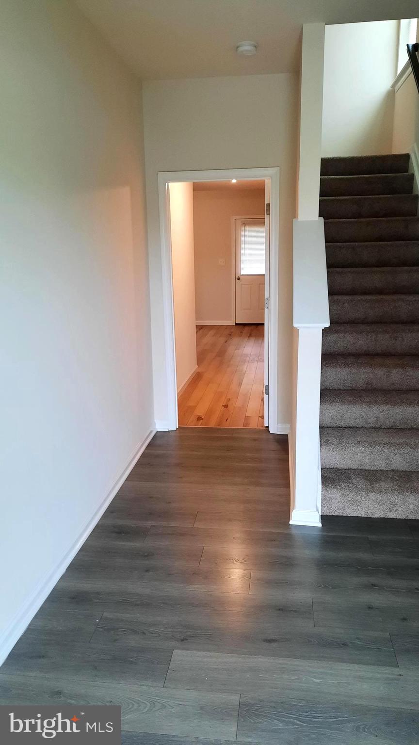 947 ADMIRALS QUAY DR