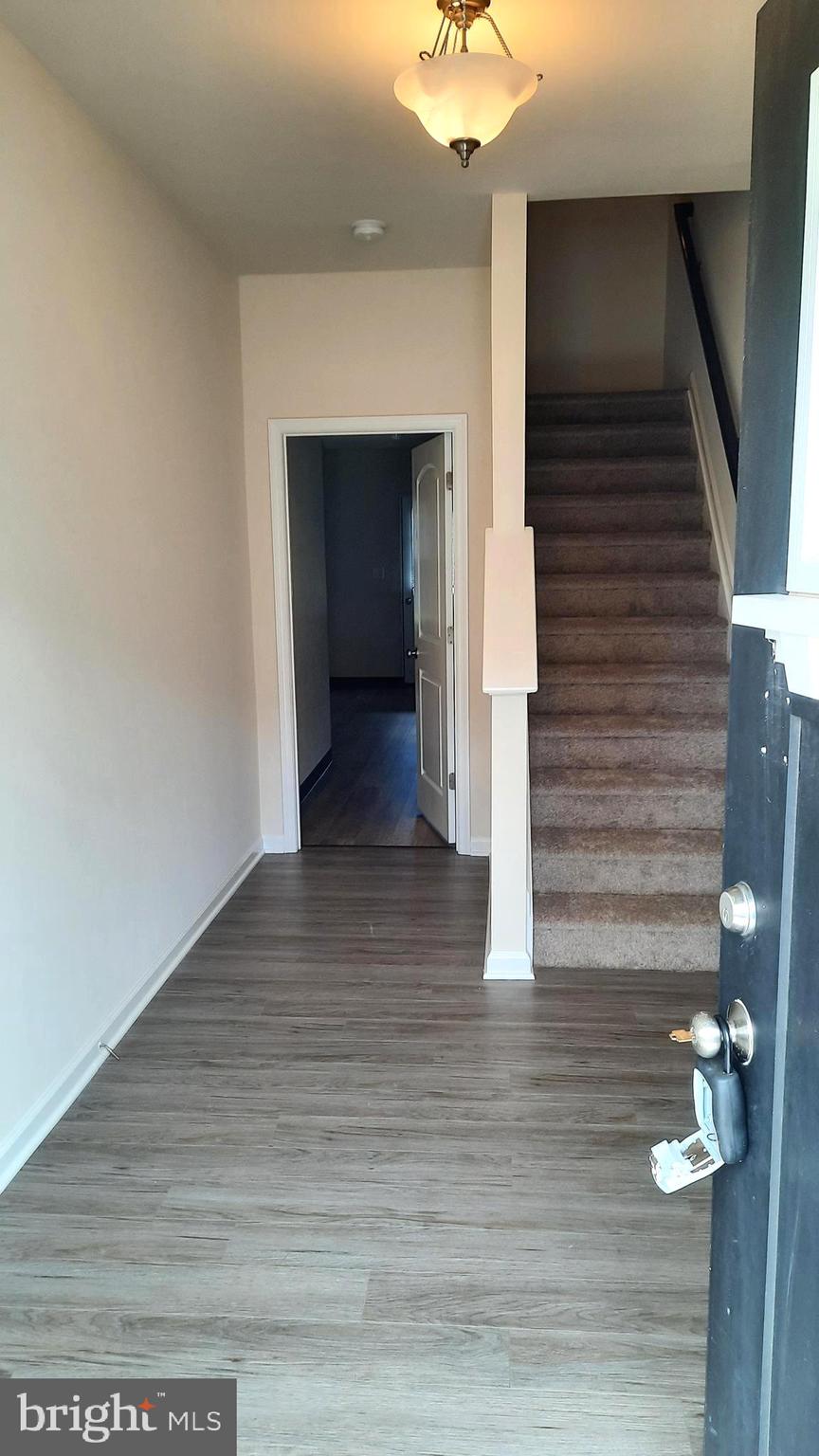 902 ADMIRALS QUAY DR