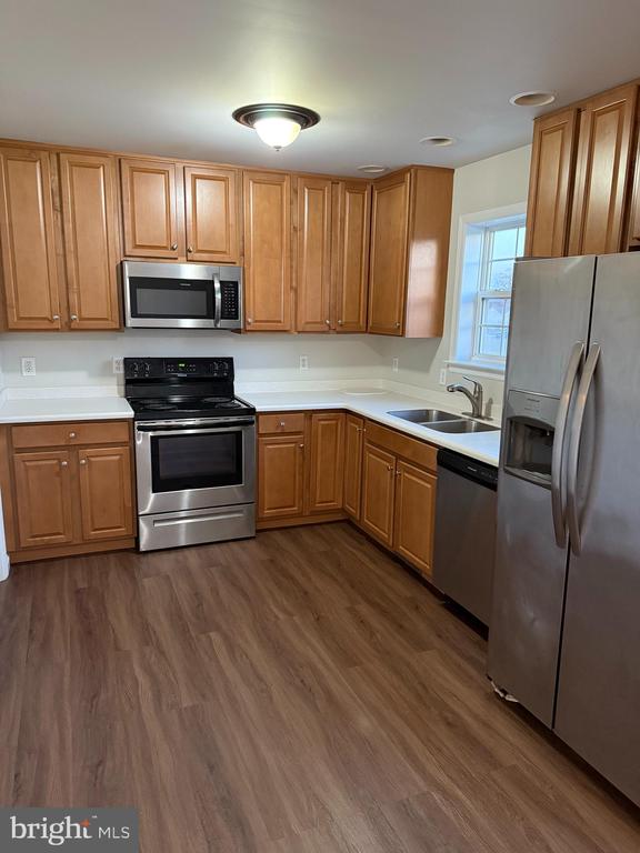 431 Eisenhower Dr