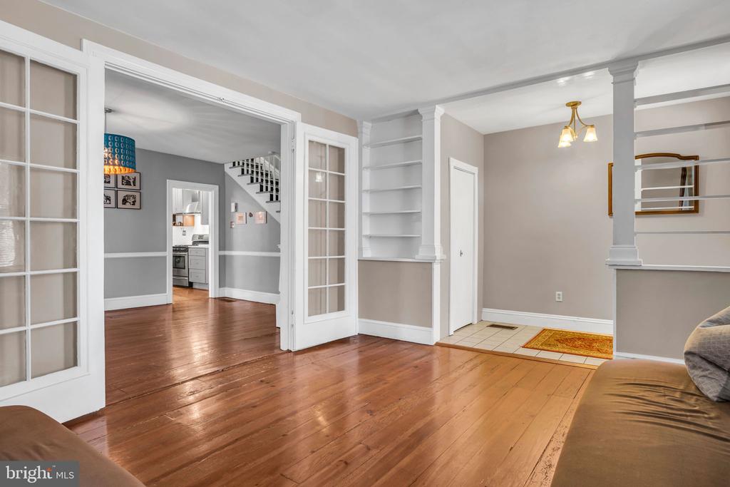 254 Arch St