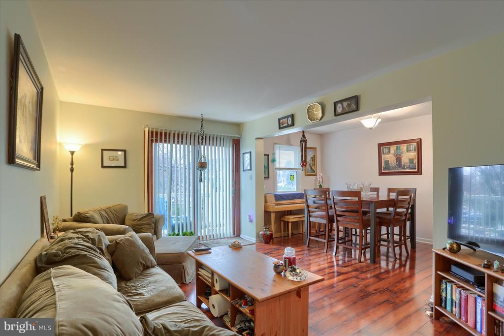 18 Drexel Pl