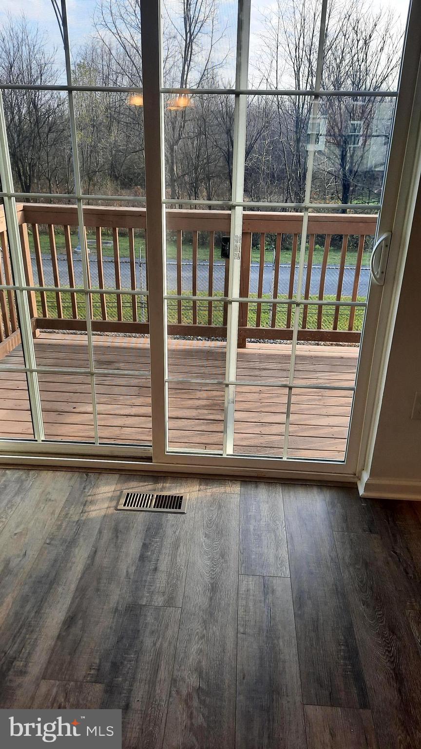 941 ADMIRALS QUAY DR