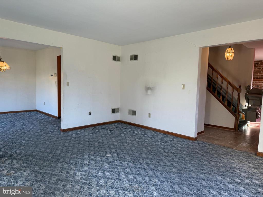 26 Hogestown Rd