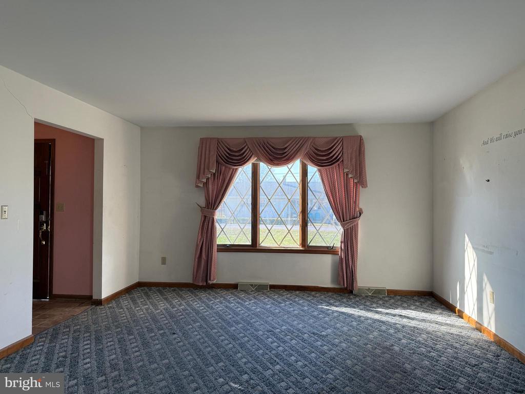 26 Hogestown Rd
