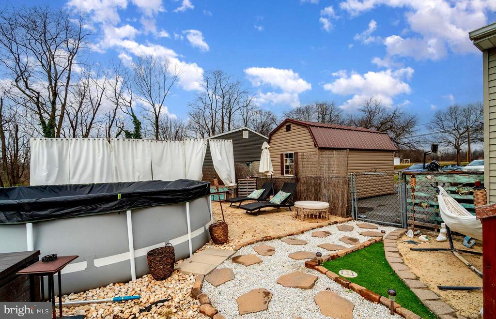 1349 W Trindle Rd