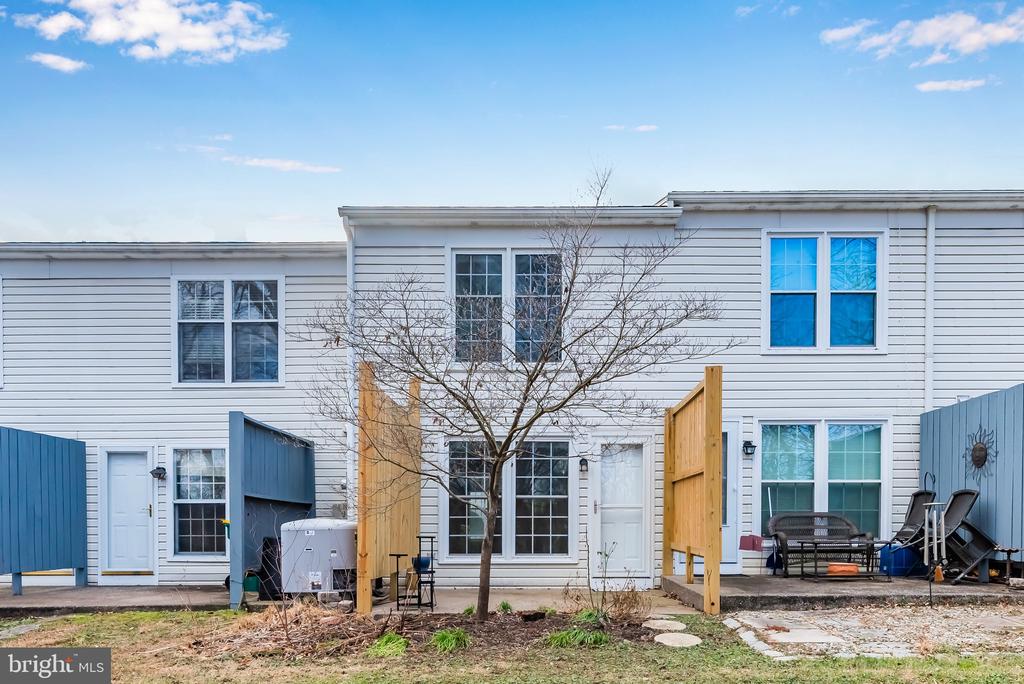 6267 Stanford Ct