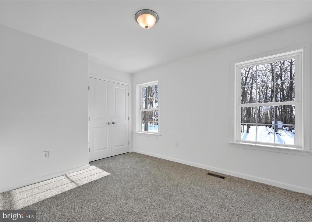 5 Brubacker Dr