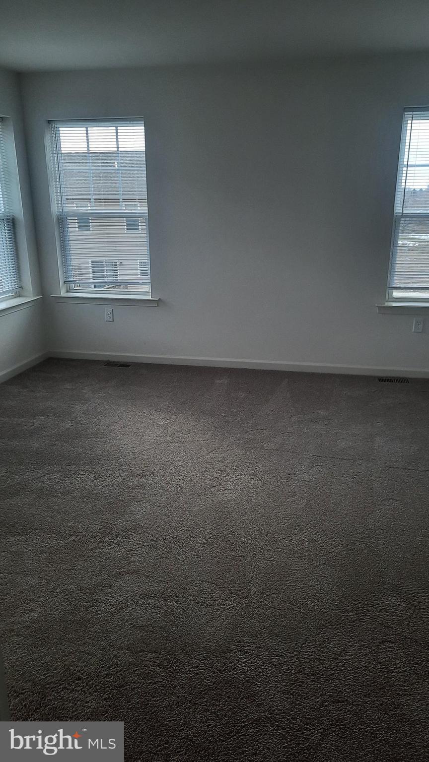 822 ADMIRALS QUAY DR