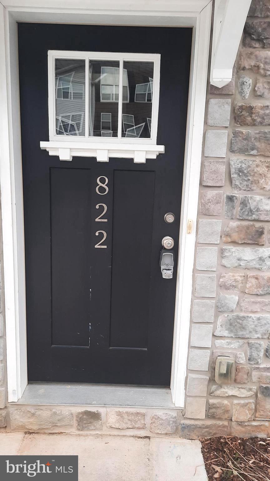 822 ADMIRALS QUAY DR