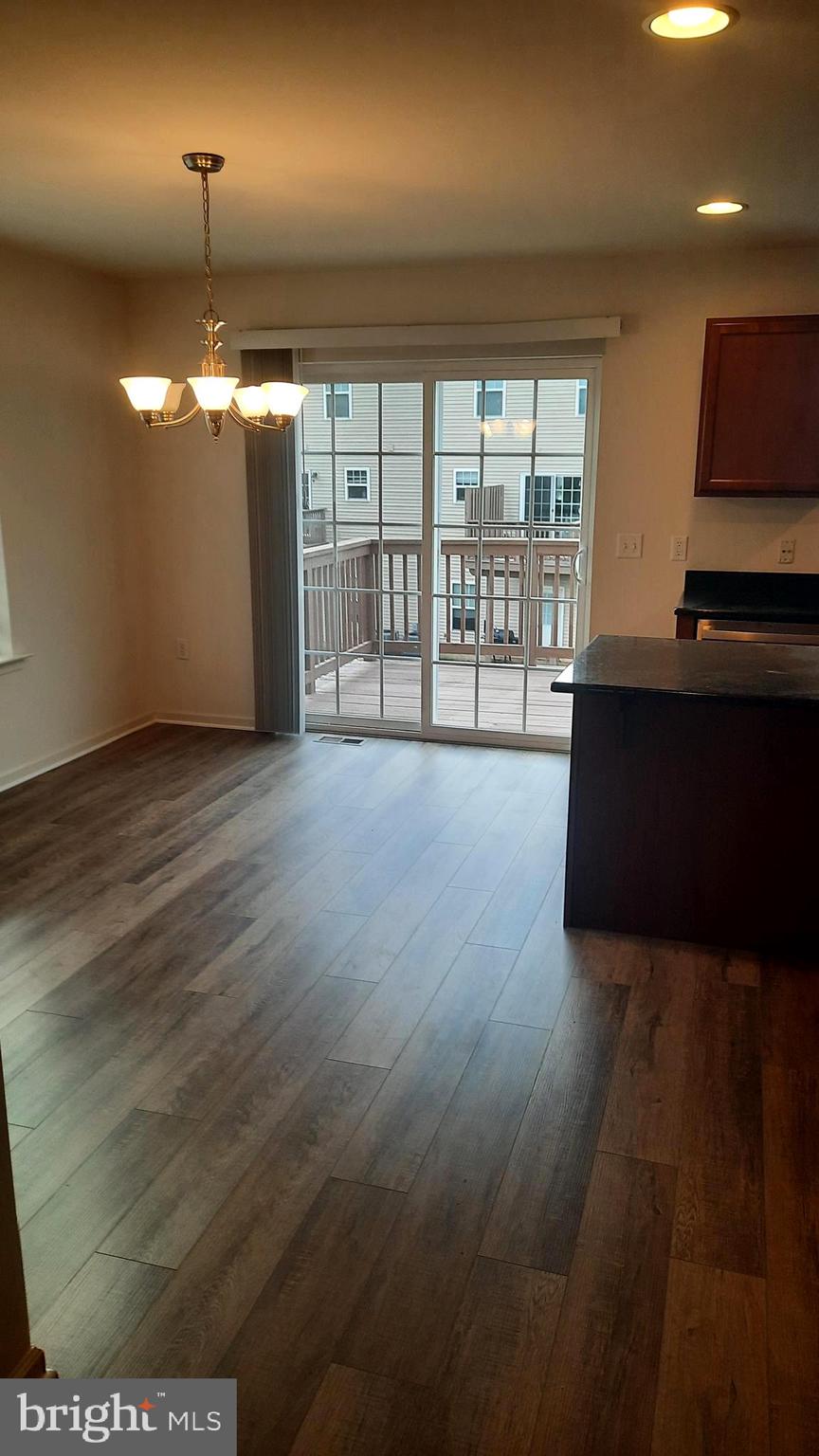 822 ADMIRALS QUAY DR