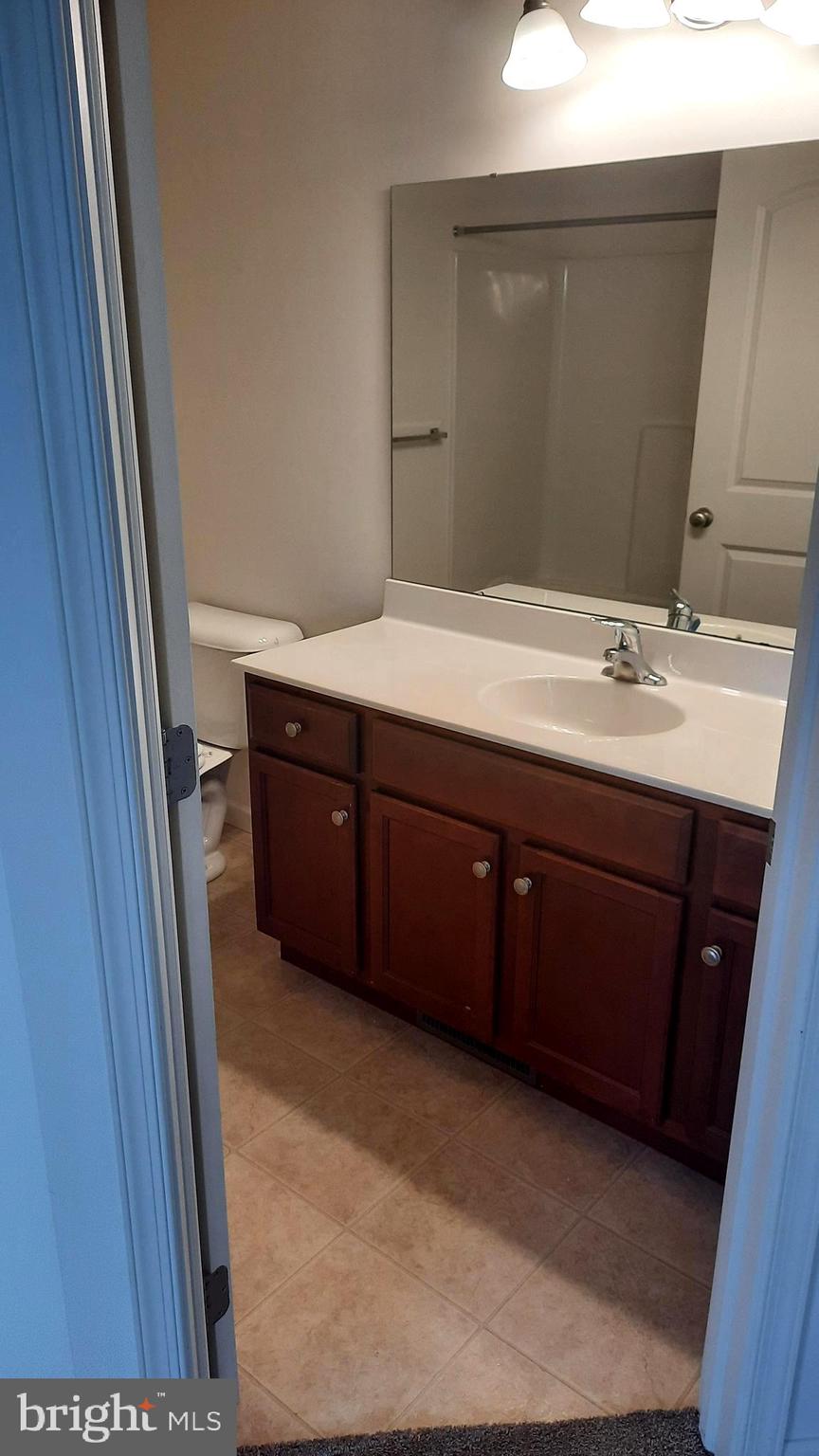 822 ADMIRALS QUAY DR