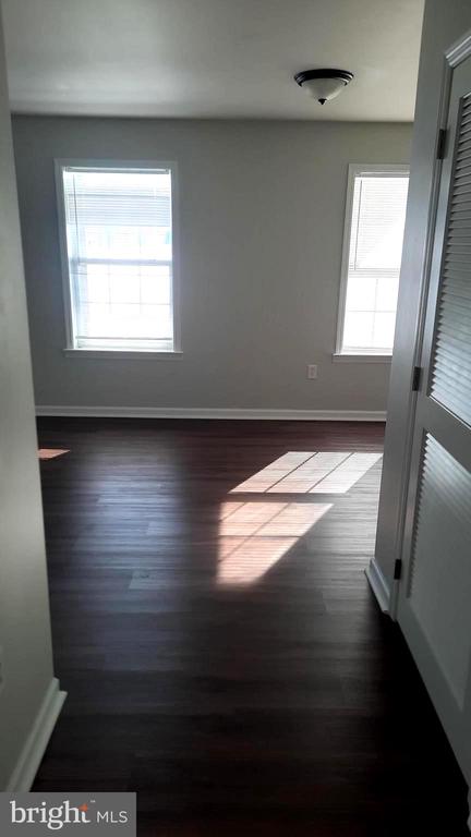 431 EISENHOWER DR