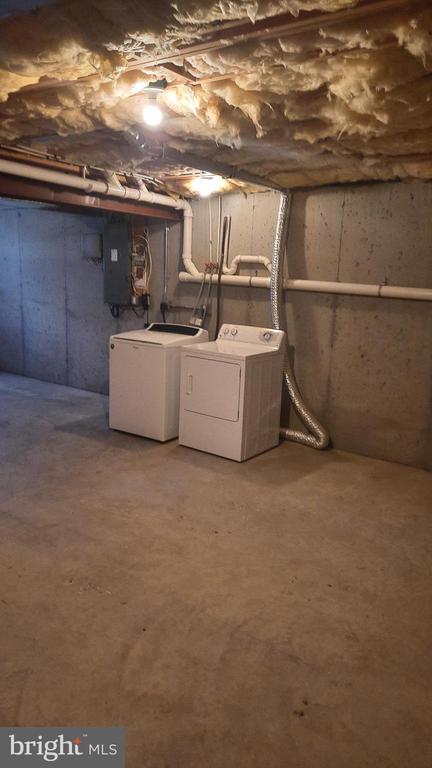 311 ANTILLES CT
