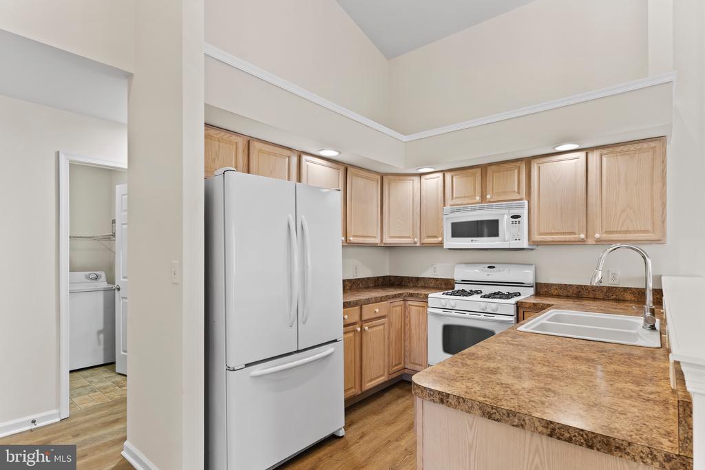 14 Keswick Dr