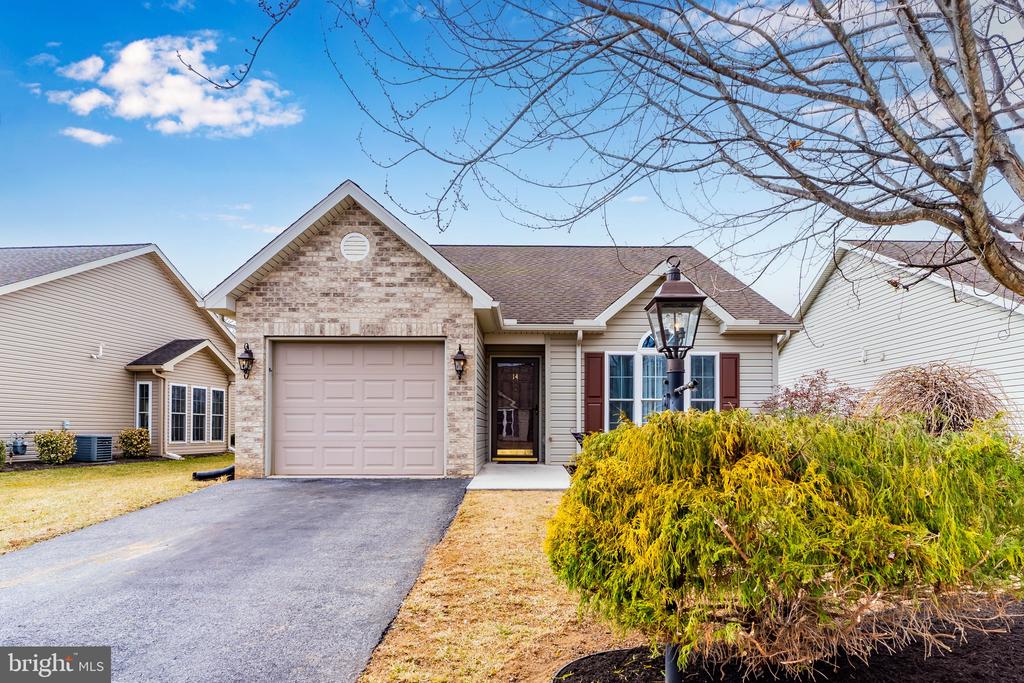14 Keswick Dr