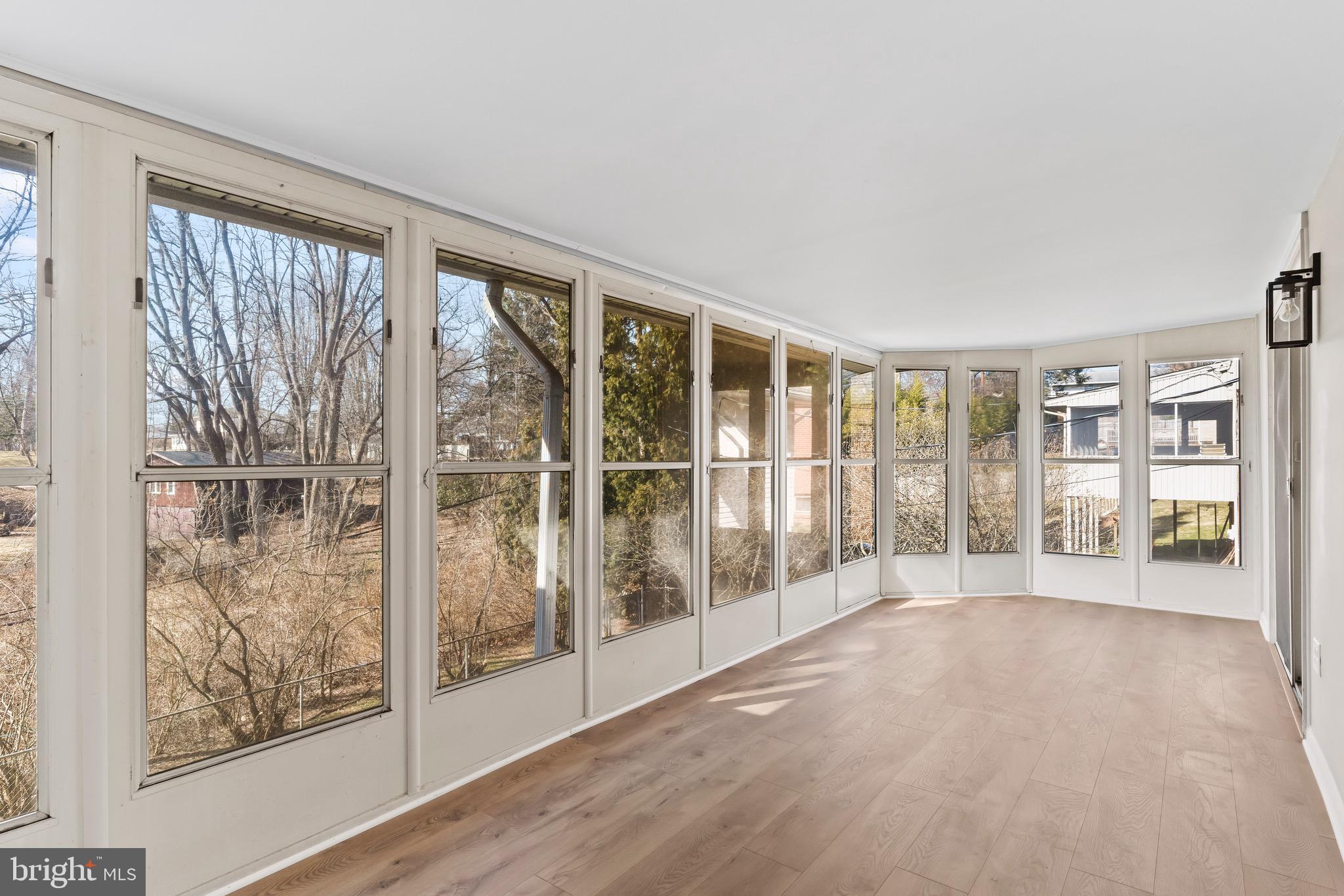 107 Parkview Rd
