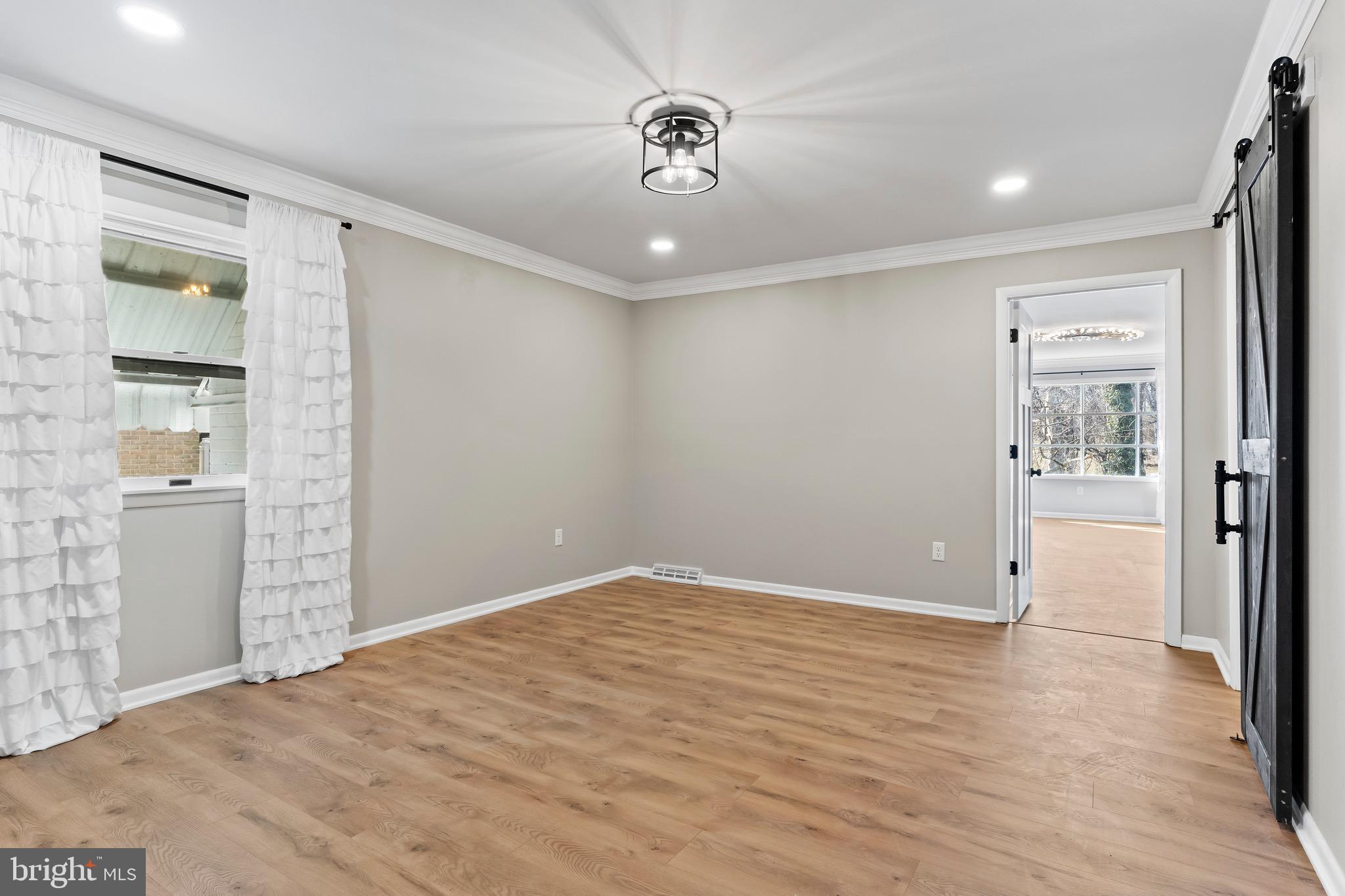 107 Parkview Rd