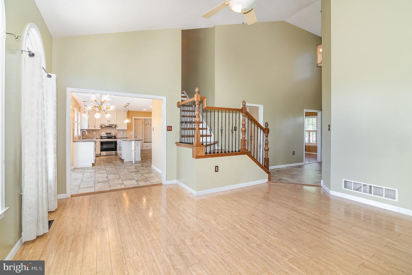 1518 Inverness Dr