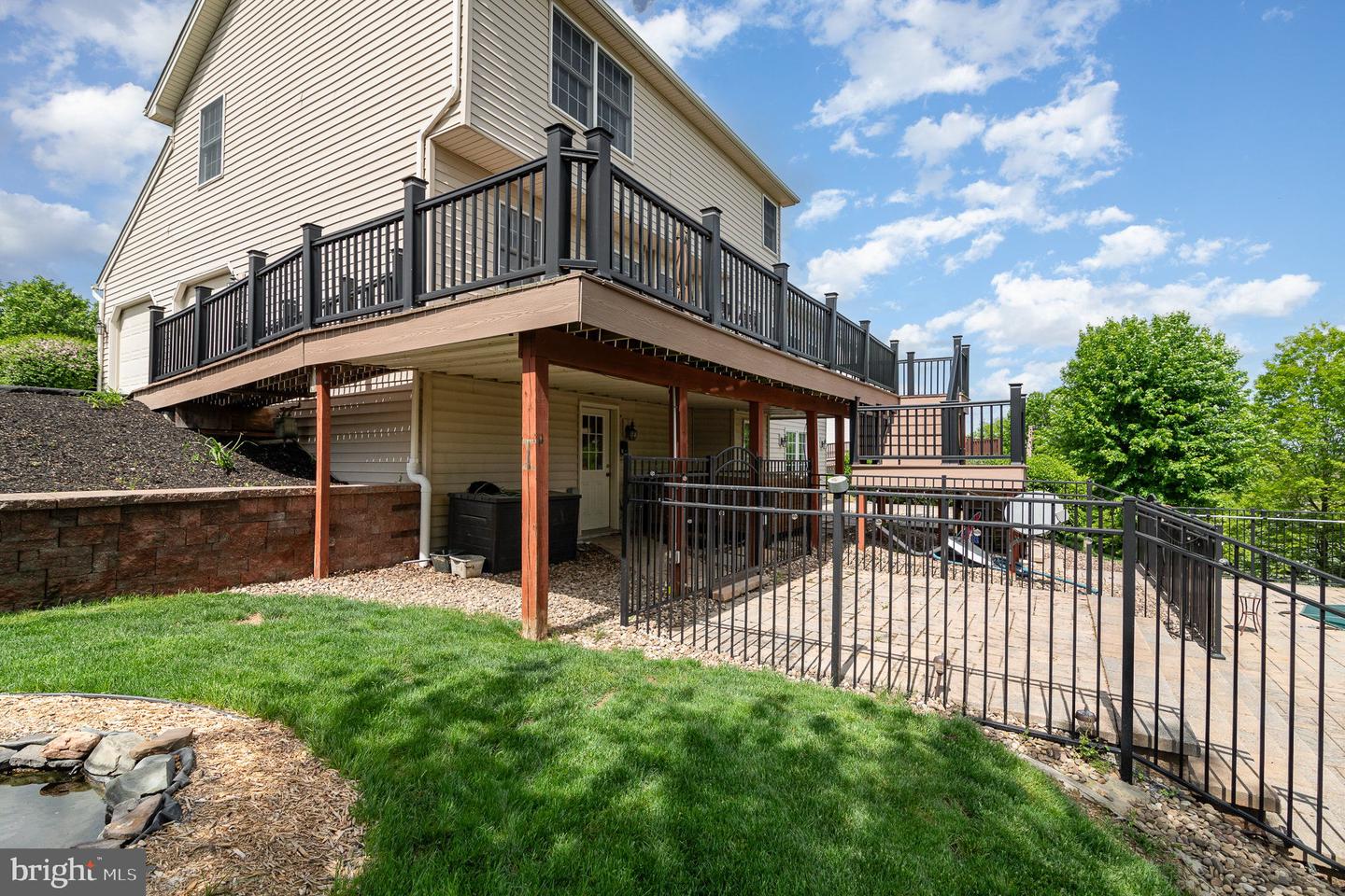 1518 Inverness Dr