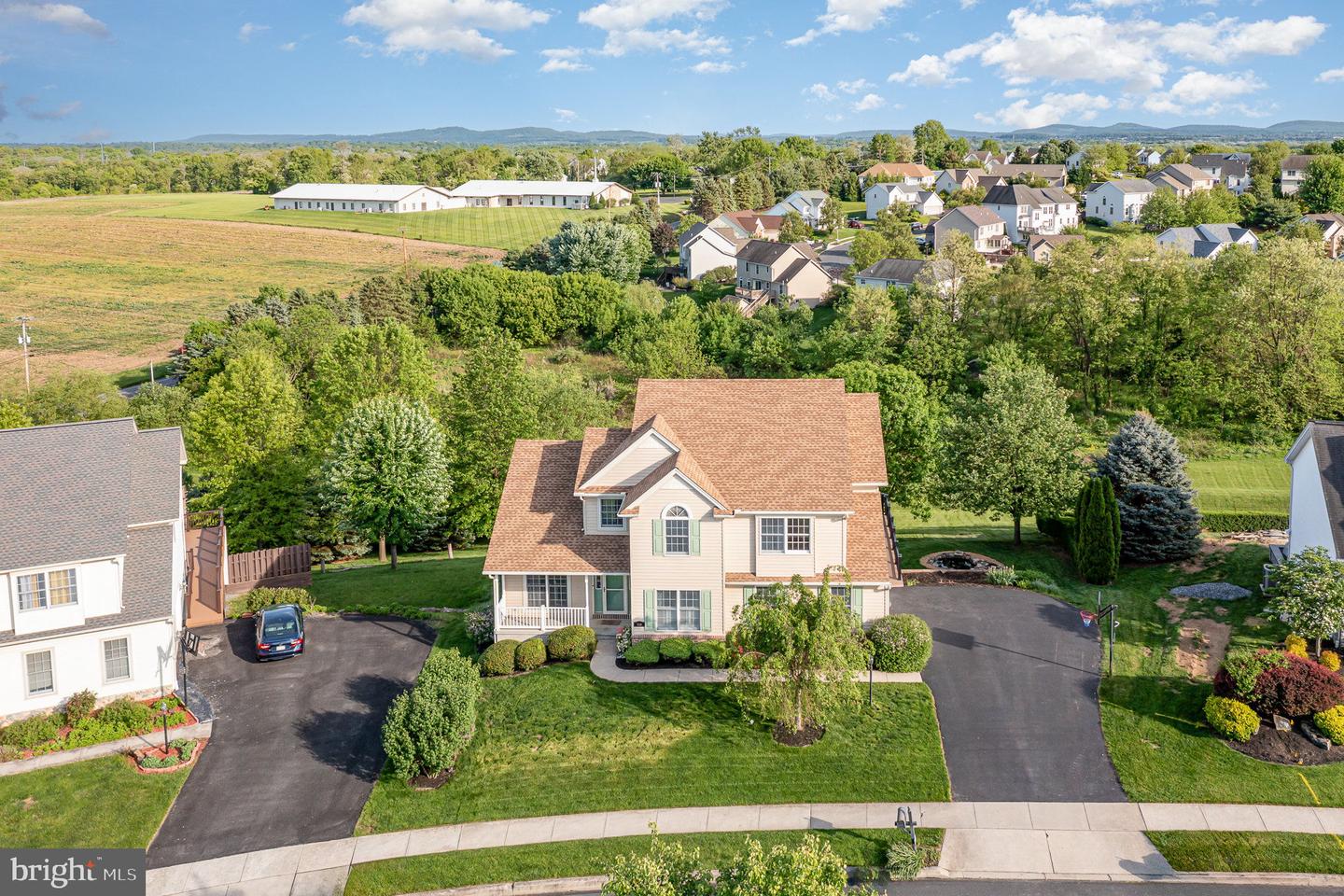 1518 Inverness Dr