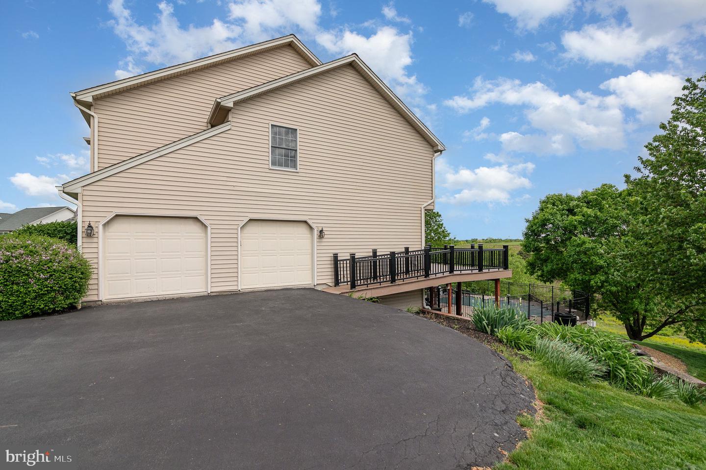 1518 Inverness Dr