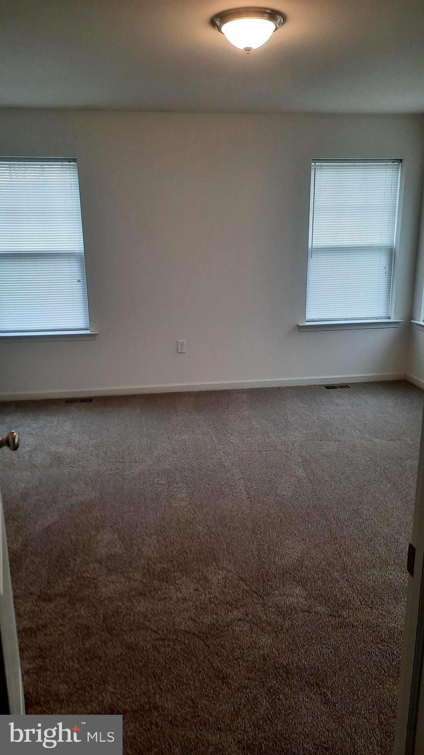 815 ADMIRALS QUAY DR