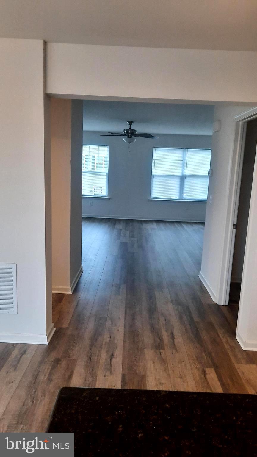 815 ADMIRALS QUAY DR