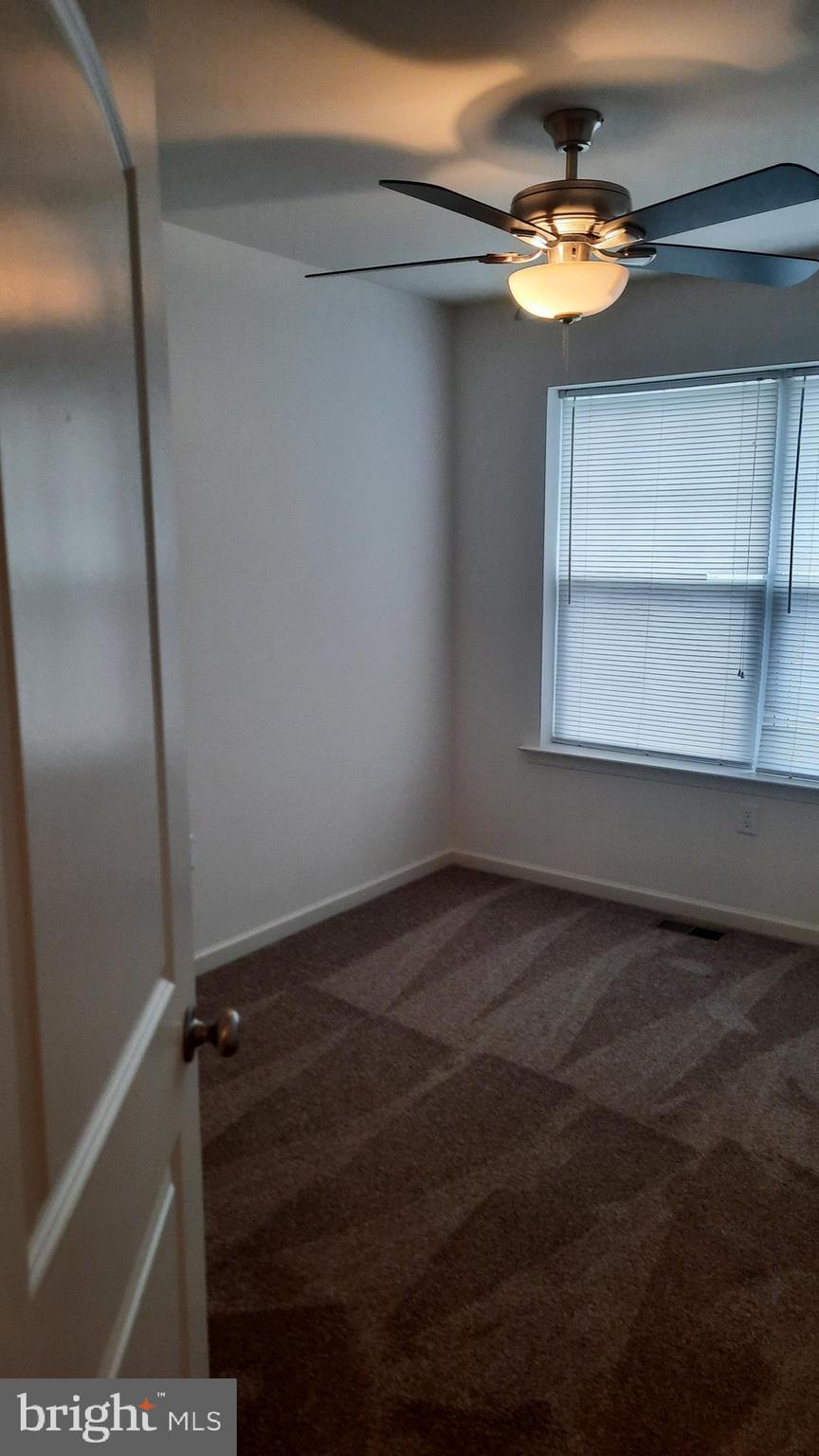 815 ADMIRALS QUAY DR