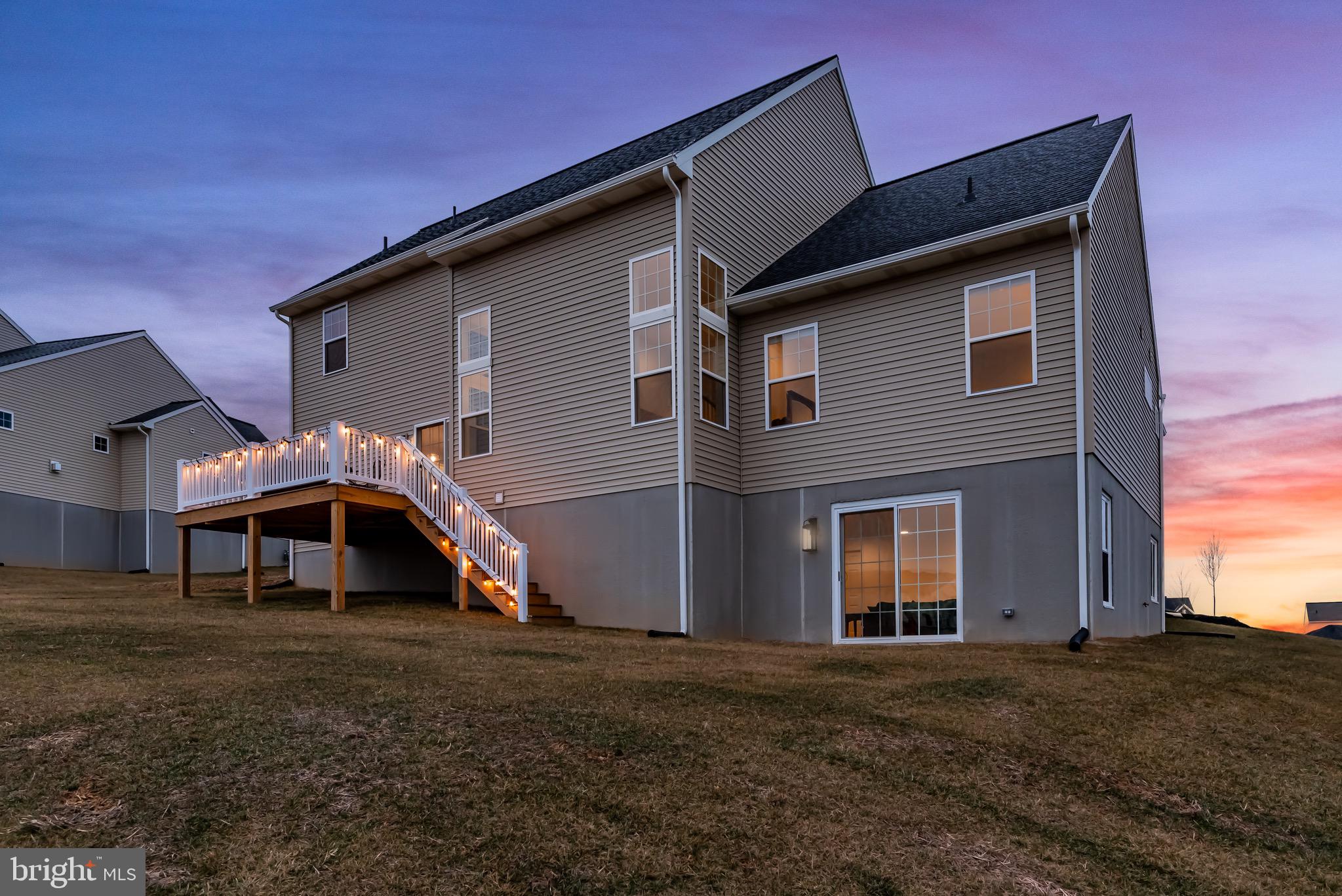 2002 N Fall Harvest Dr