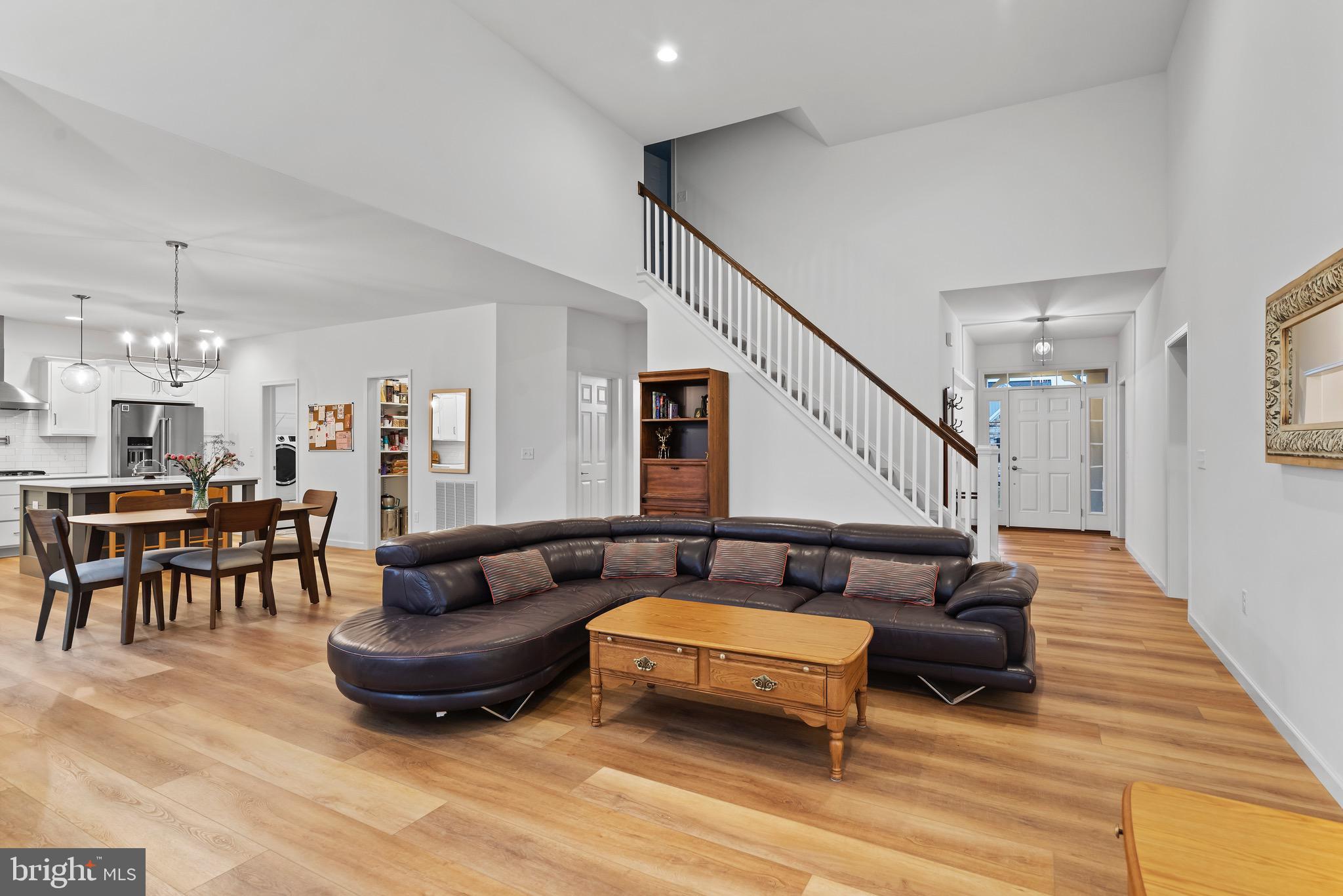 2002 N Fall Harvest Dr