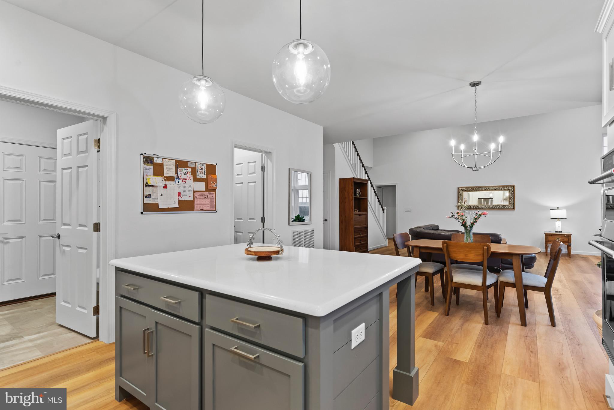 2002 N Fall Harvest Dr