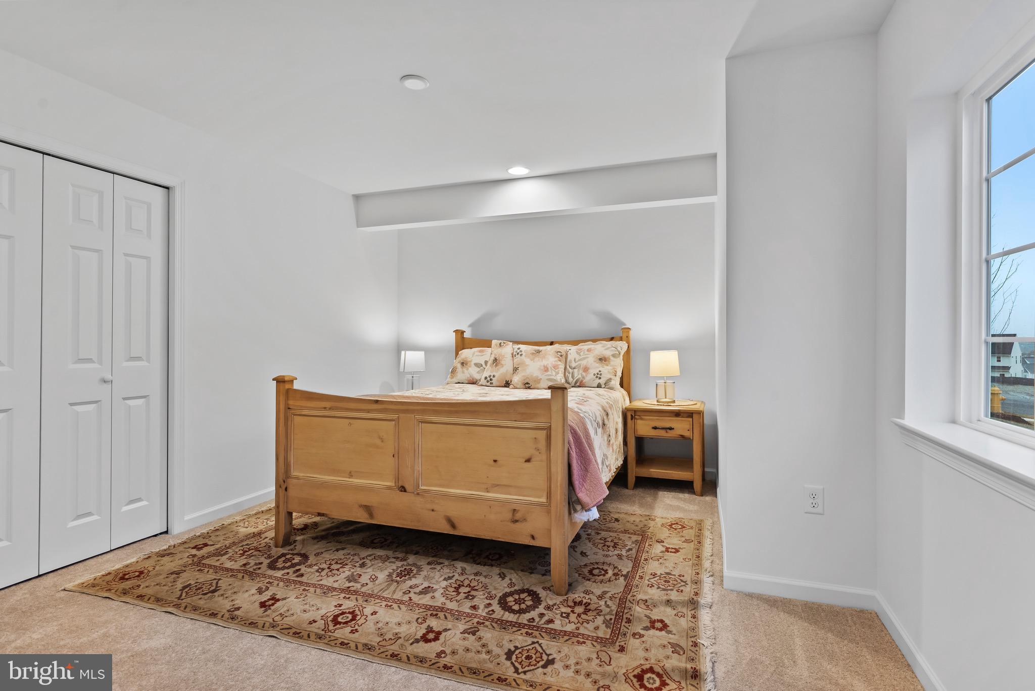 2002 N Fall Harvest Dr