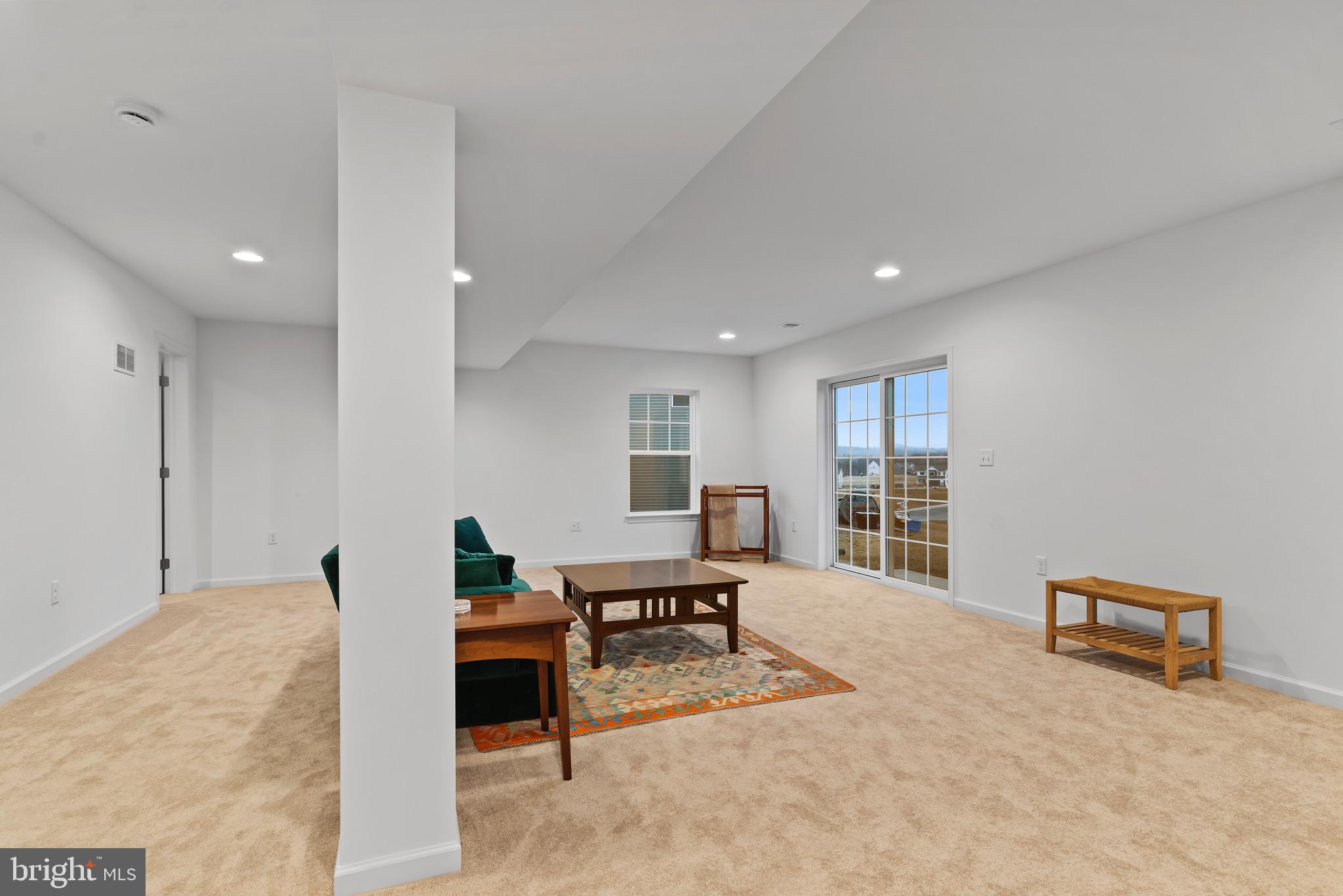 2002 N Fall Harvest Dr