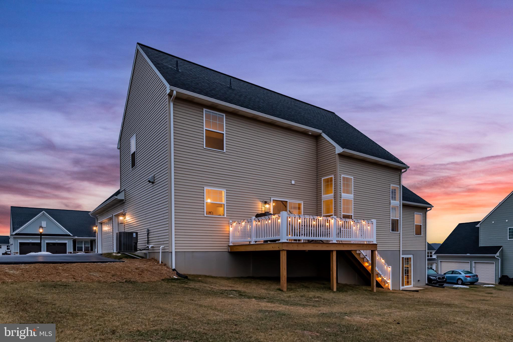 2002 N Fall Harvest Dr