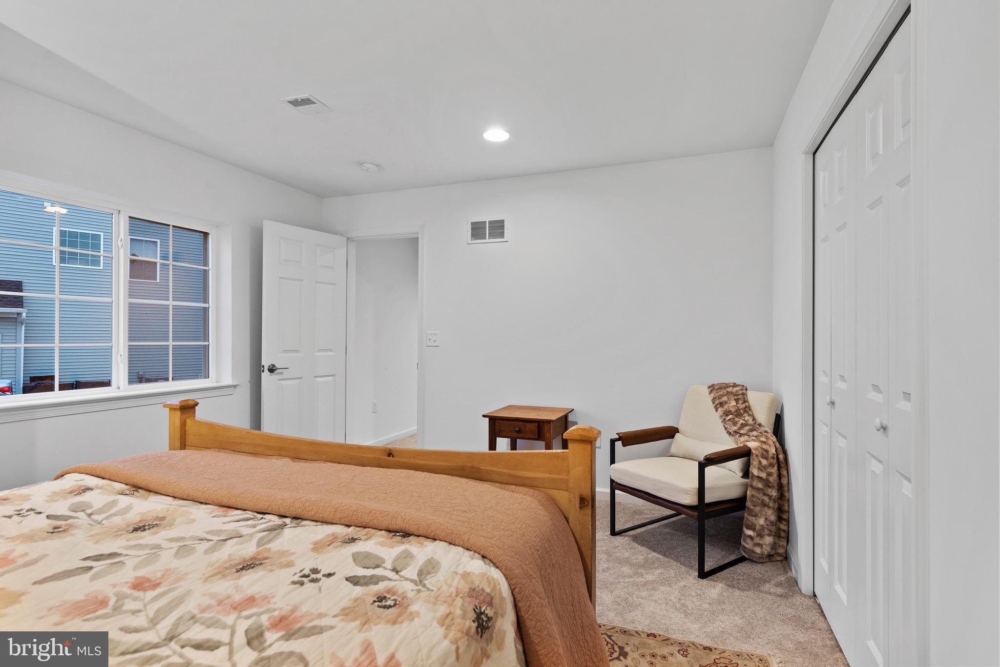 2002 N Fall Harvest Dr