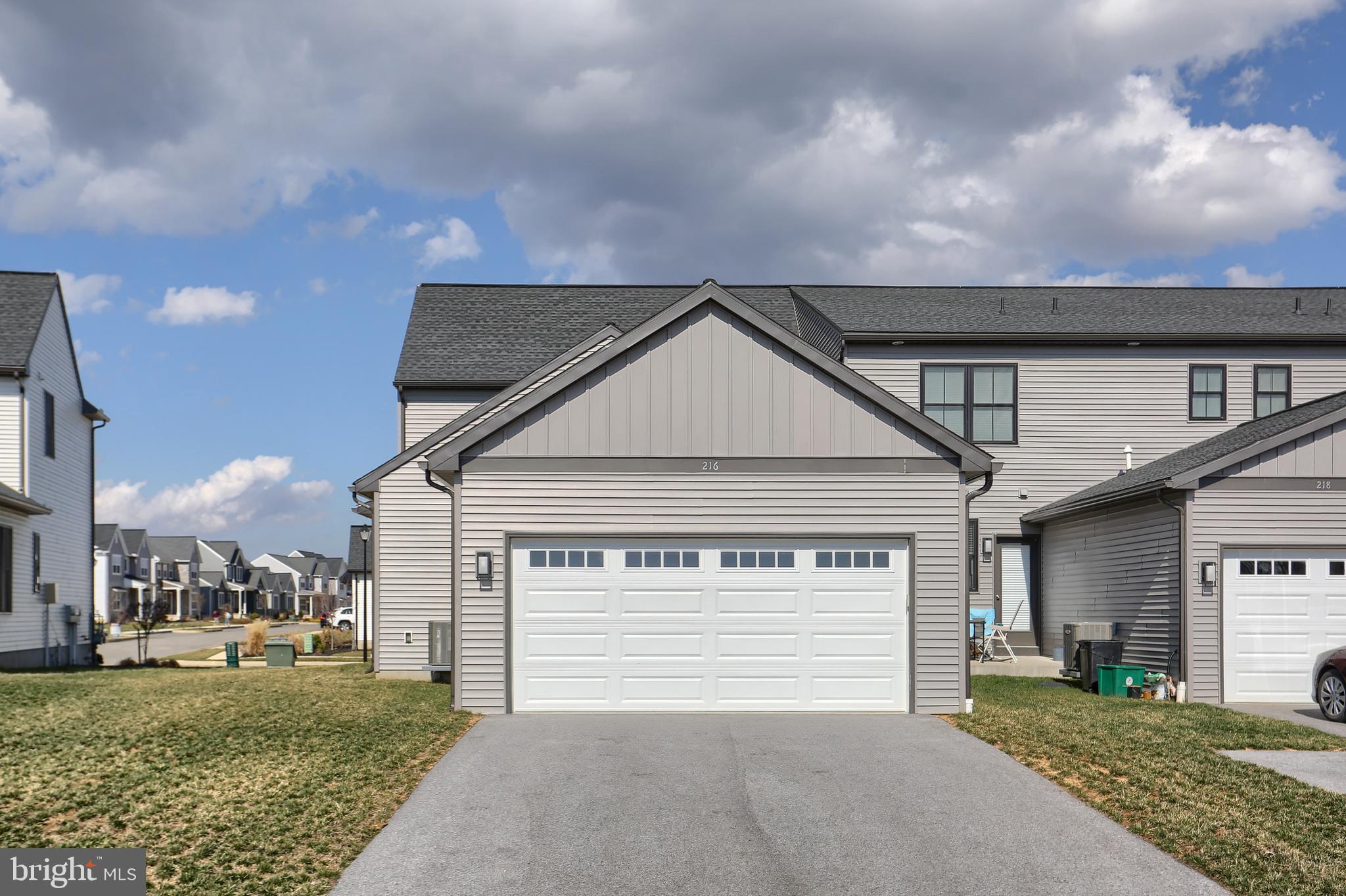 216 Stickley Dr
