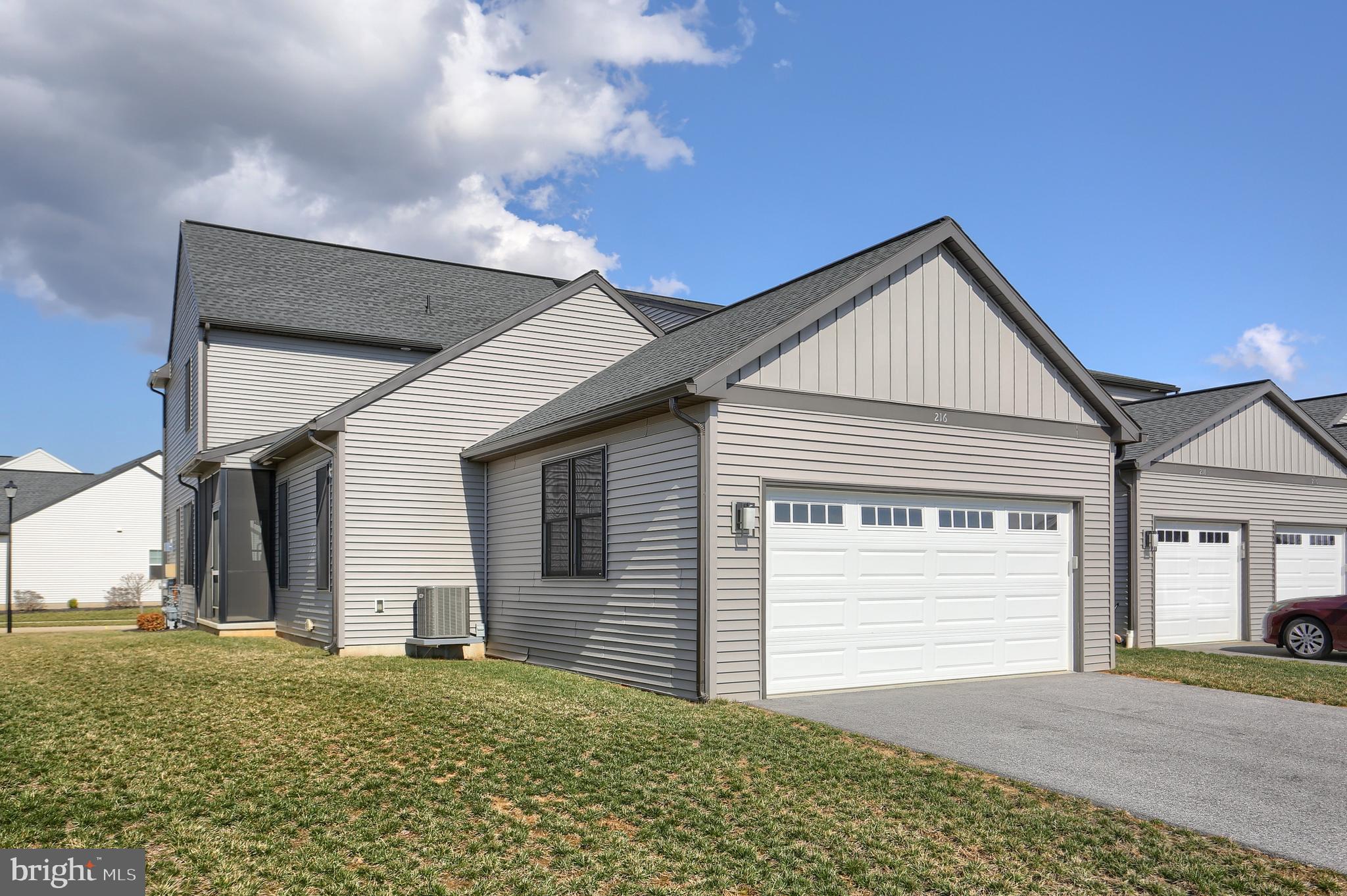 216 Stickley Dr