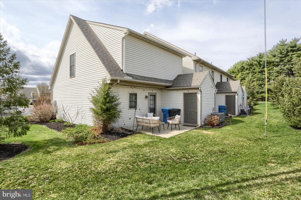 368 Melbourne Ln