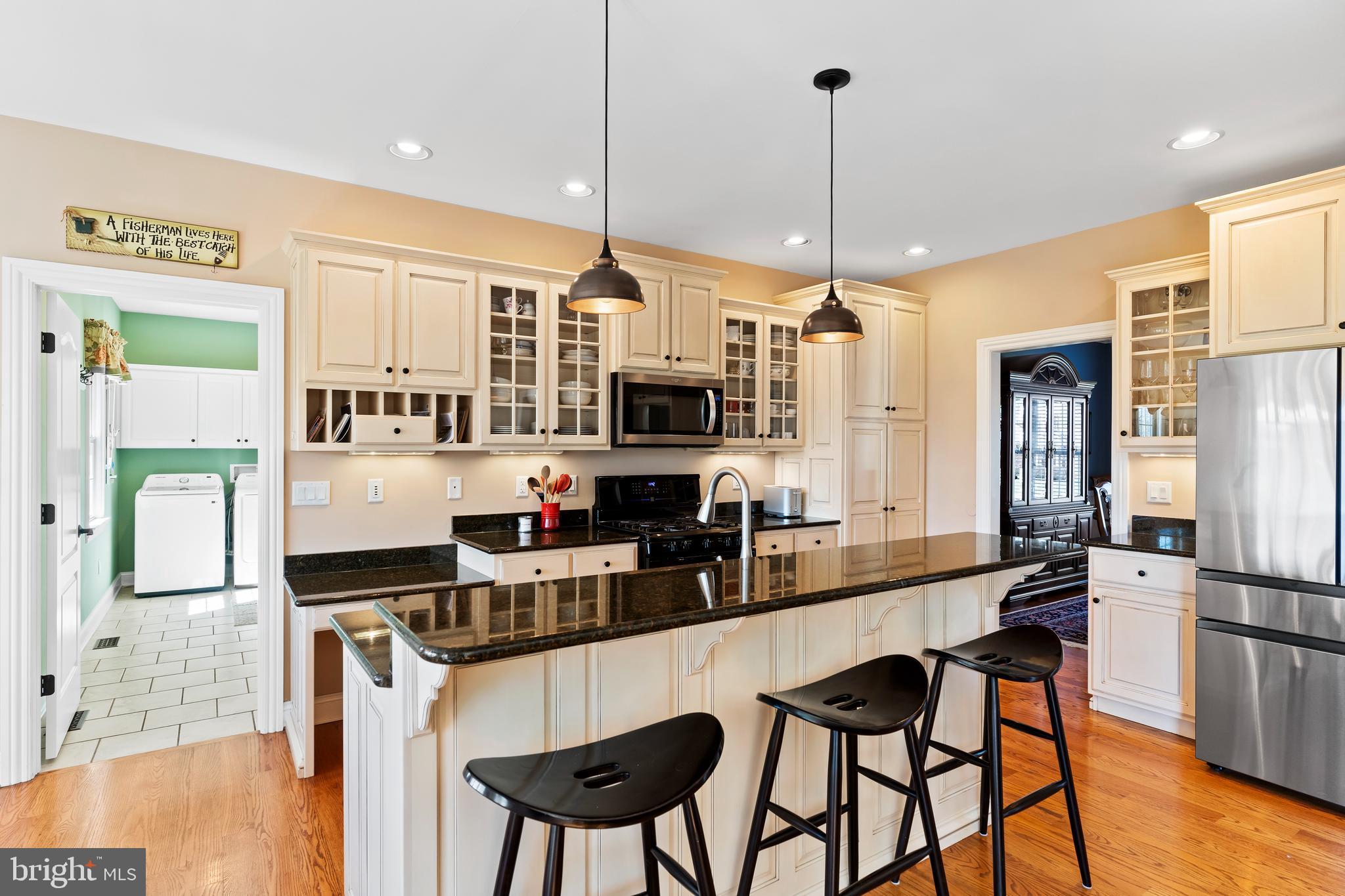 211 Shirley Ln