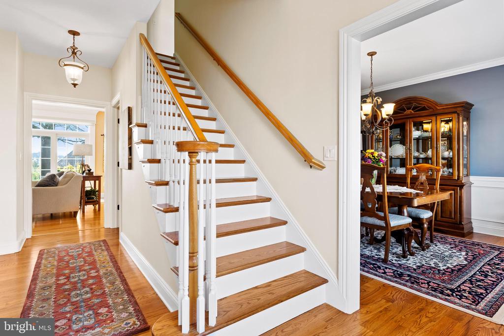 211 Shirley Ln