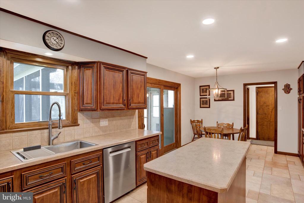 448 Pawnee Dr